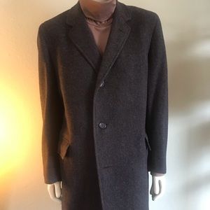 “NEW ARRIVALS” Men’s H Freeman & Son Coat In Size M
